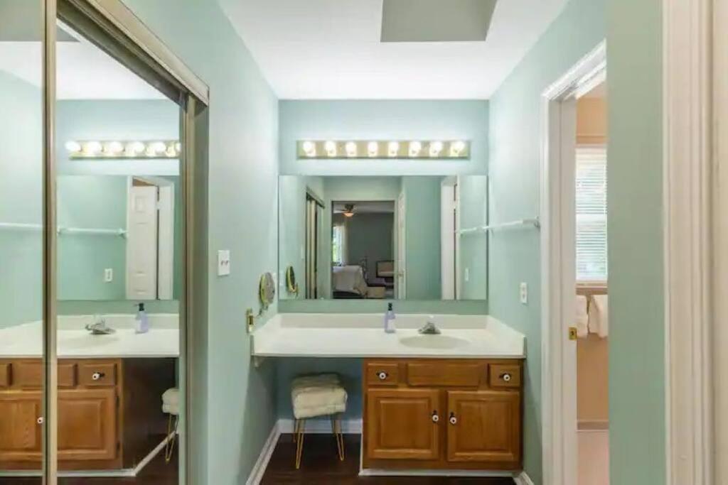 Lrge 5 Bedroom 9 Beds Near Dc-Pool, Hot Tub, Gym, Game Rm, Fire Pit Bowie Exteriér fotografie